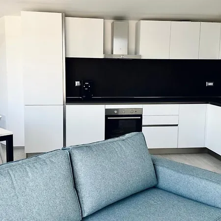 Apartment M412 - Marcelli, Trilocale Con Terrazzo E Posto Auto Marcelli
