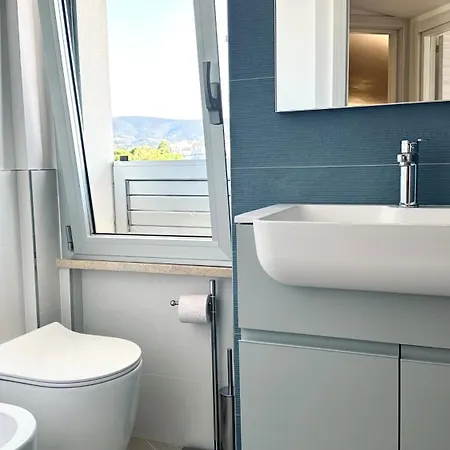 M412 - Marcelli, Trilocale Con Terrazzo E Posto Auto Апартаменты Марчелли