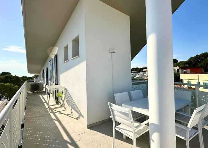 M412 - Marcelli, Trilocale Con Terrazzo E Posto Auto